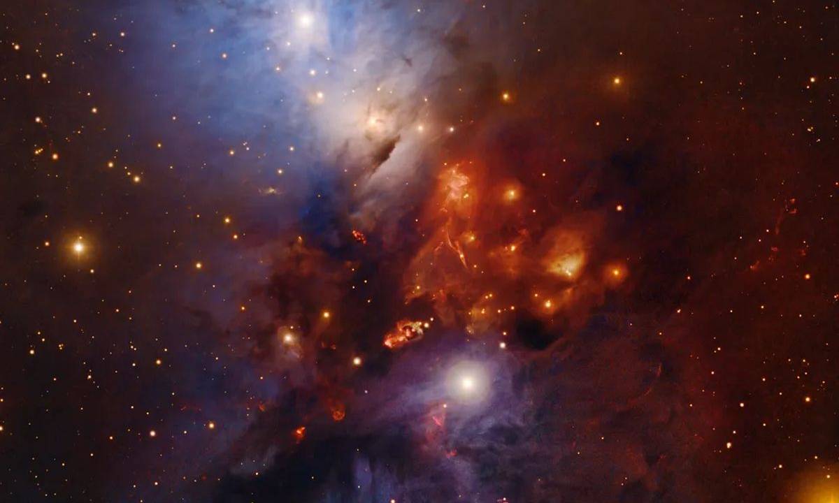 Hình ảnh rực rỡ của một tinh vân phản xạ làm sáng tỏ thêm bí ẩn về quá trình tạo sao