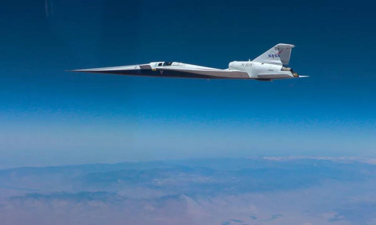 Máy bay của NASA phá vỡ tường âm thanh hai lần liên tiếp và tiến gần tới công nghệ 