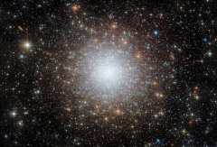 NGC 2210